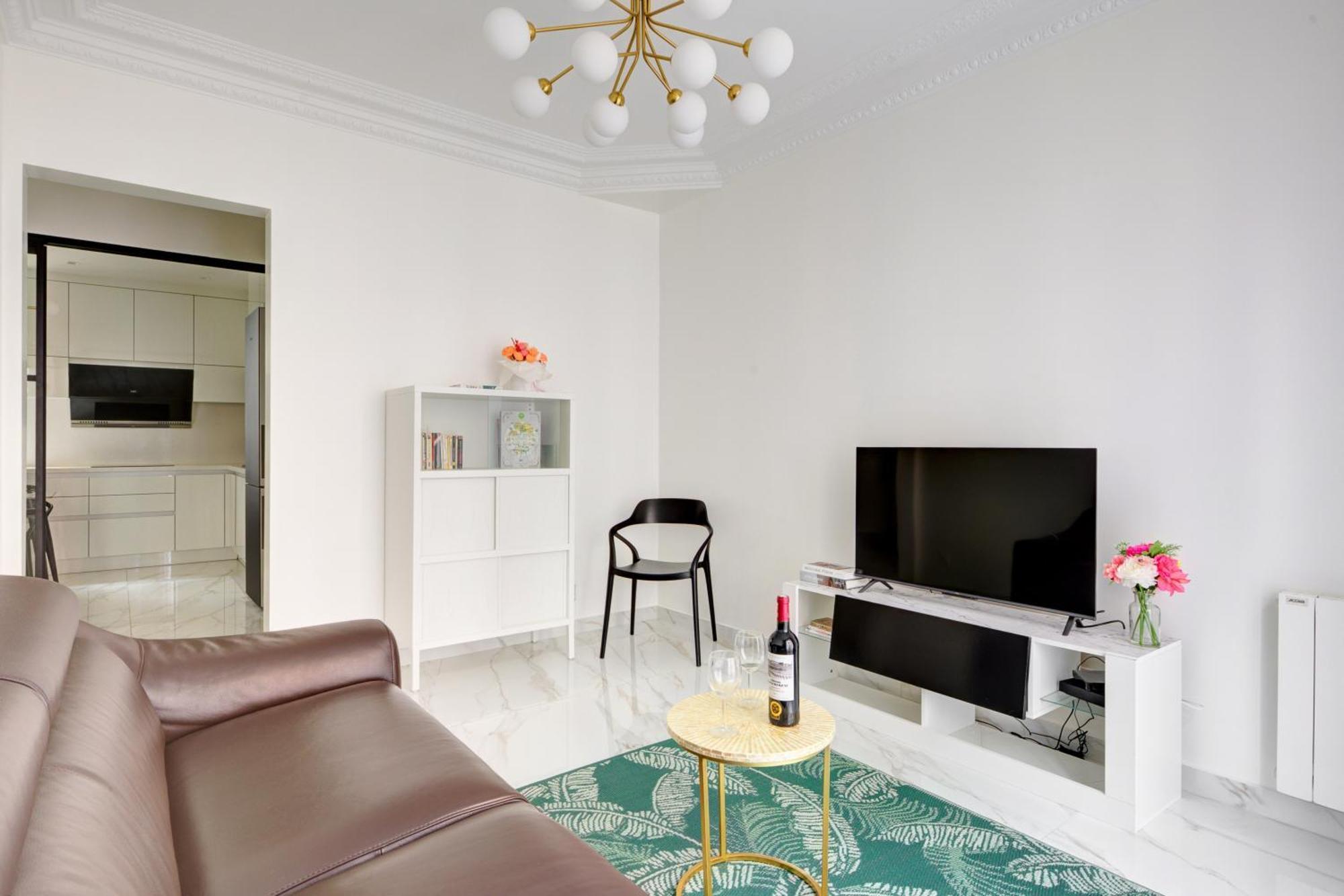 Parisian Elegance - Luxury In Daumesnil Appartement